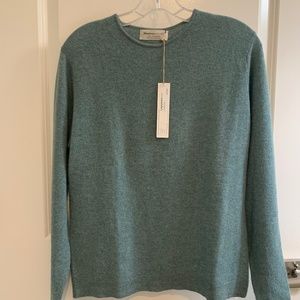 NWT Johnstons of Scotland Cashmere Crew